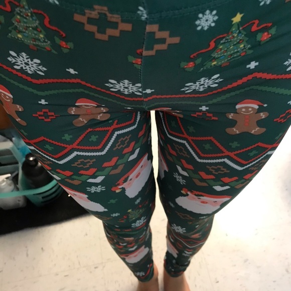 Christmas Leggings! - Picture 2 of 6